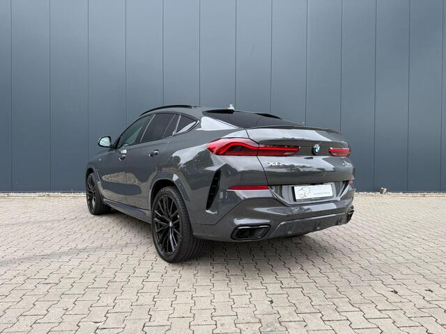 BMW X6 xDrive40d M-sport / pano / 22 inch / HUD / Dravite