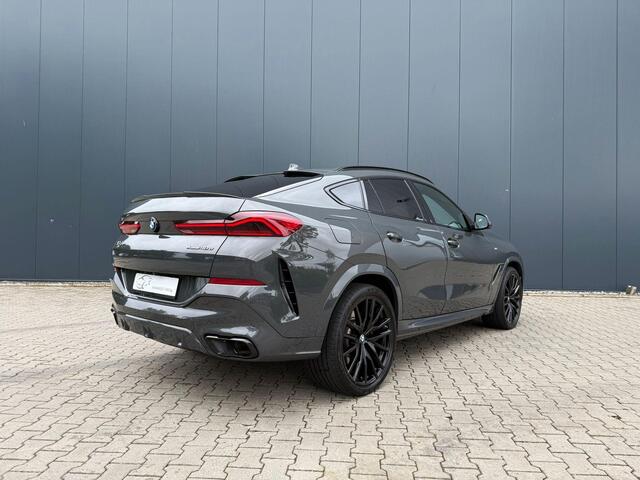BMW X6 xDrive40d M-sport / pano / 22 inch / HUD / Dravite