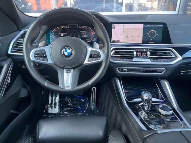 BMW X6 XDRIVE40I M-SPORT - PANO - 22 INCH - ORG. NL.