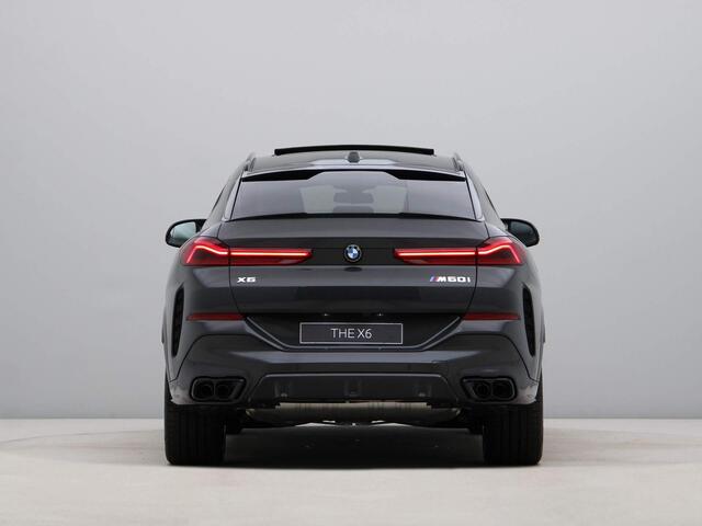 BMW X6 M60i xDrive Active Steering / Comfortzetels / Panoramadak / Bowers & Wilkens / Trekhaak
