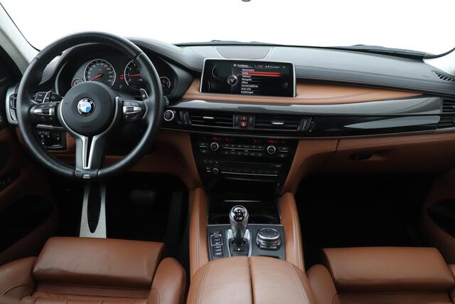 BMW X6 M | LEES TEKST | Head-Up | Panoramadak | 21 Inch | Trekhaak | Vol-Leder