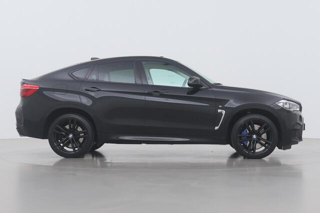 BMW X6 M | LEES TEKST | Head-Up | Panoramadak | 21 Inch | Trekhaak | Vol-Leder