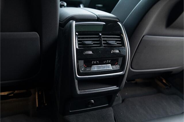 BMW X6 xDrive40i M-Sport ACC Pano Memory Headup Keyless HarmanK Laser Trekhaak