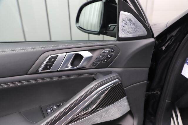BMW X6 xDrive40i High Executive | 340PK | Luchtvering | Head-up | Carbon | Bowers&Wilkins | Massage | Keyless-go | Pano | Trekhaak | 2019.