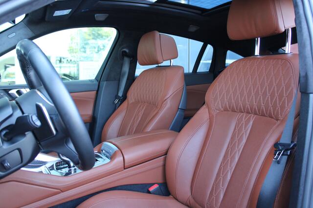 BMW X6 xDrive40i High Executive M Sport Automaat / Panoramadak Sky Lounge / Comfortstoelen / Stoelventilatie / Laserlight / Head-Up / Bowers & Wilkins / Massagestoelen