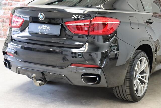 BMW X6 xDrive35i High Executive M Sport Pakket Automaat / Navigatiesysteem Professional / Driving Assistant Plus / Schuif-/kanteldak / Trekhaak / Adaptief M-onderstel / Comfortstoelen / Head-Up Display / Adaptieve LED-koplamp / Shadow Line / 20 Inch / Extra Geti
