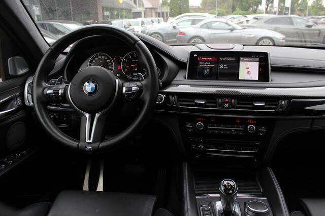 BMW X6 M / NL Auto! / Full option! / Trekhaak / Schuifdak / 360Camera / Carbon intr. / B&O / Softclose / Leder / 21'' / Standkachel / Entertainment System / Luchtvering / Stoelventilatie