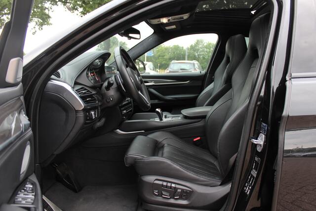 BMW X6 M / NL Auto! / Full option! / Trekhaak / Schuifdak / 360Camera / Carbon intr. / B&O / Softclose / Leder / 21'' / Standkachel / Entertainment System / Luchtvering / Stoelventilatie
