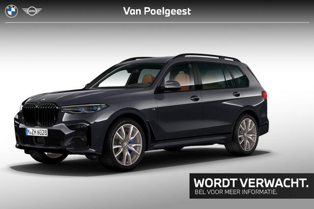 BMW X7 M50i 6p. High Executive / Personal CoPilot Pack / Active Steering / Sky Lounge