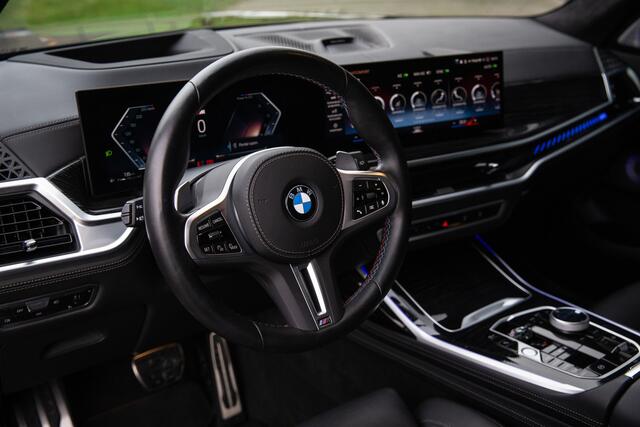 BMW X7 M60i xDrive , BTW,Panoramadak, Massagestoelen, Stoelverkoeling/verwarming, Skylounge,