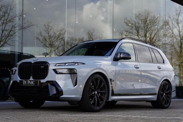 BMW X7 60 I X DRIVE 6 P / Individual / Sky Lounge / BTW