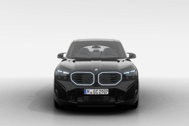 BMW XM PHEV 50e | 23" LM (Styling 923 M) BiColor Jet Black | Trekhaak met elektrisch wegklapbare kogel | Driving Assistant Professional | Bowers & Wilkins Diamond Surround Souns System