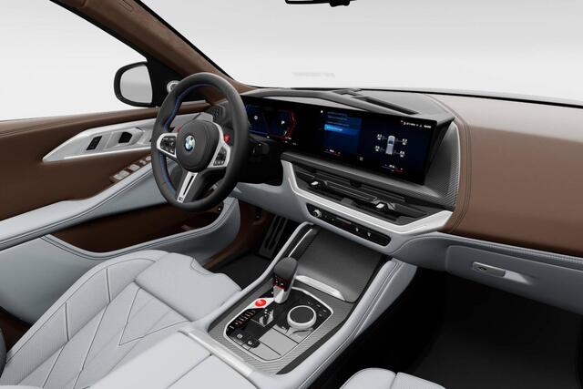 BMW XM PHEV 50e | 23" LM (Styling 923 M) BiColor Jet Black | Trekhaak met elektrisch wegklapbare kogel | Driving Assistant Professional | Bowers & Wilkins Diamond Surround Souns System