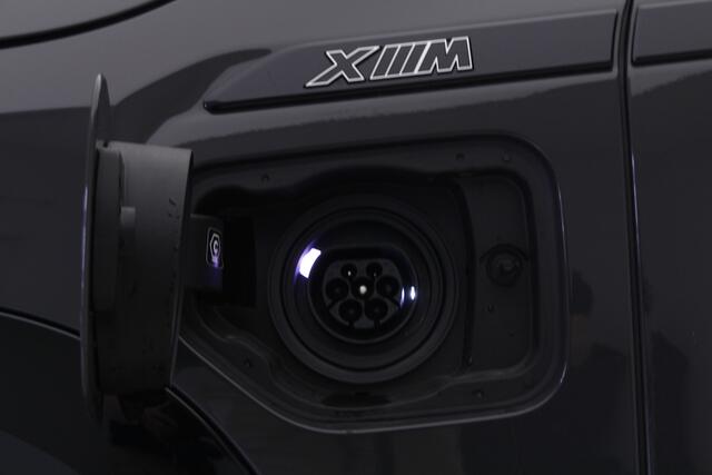 BMW XM PHEV 50e | Individual | 23" | Trekhaak | Harman Kardon | Driving Assistant Professional | Massage/Ventilatie M-stoelen