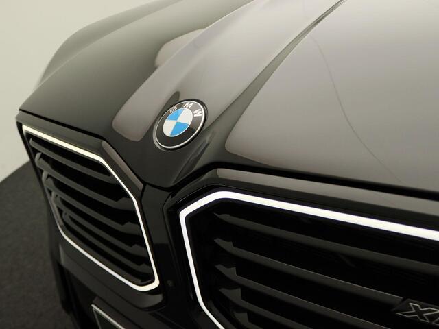 BMW XM 50e | BMW Individual Leather 'Merino' | Iconic Glow