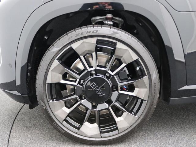 BMW XM 50e | BMW Individual Leather 'Merino' | Iconic Glow