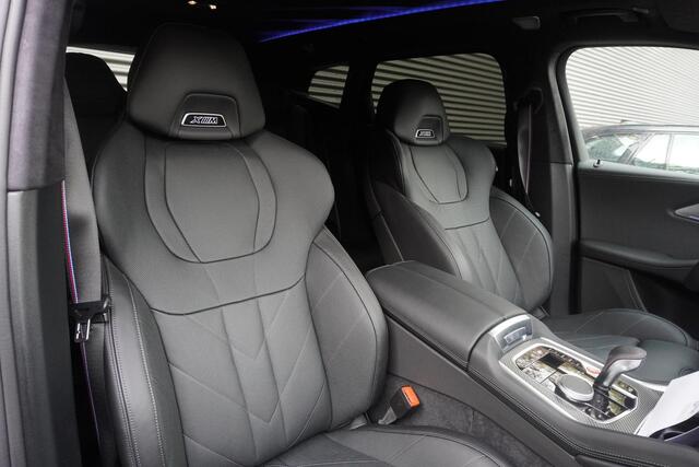 BMW XM 50e | Driving Assistant Professional | Adaptief M Onderstel Professional | Bowers & Wilkins | Soft-Close | Comfort Access