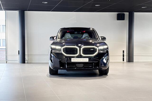 BMW XM PHEV 50e 30 kWh | Bowers & Wilkins | Iconic Glow | Comfort Access | Soft-Close |