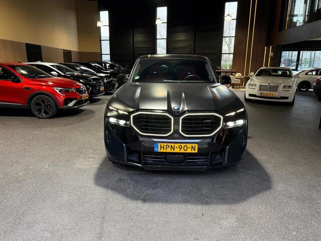 BMW XM PHEV Label Red 30 kWh