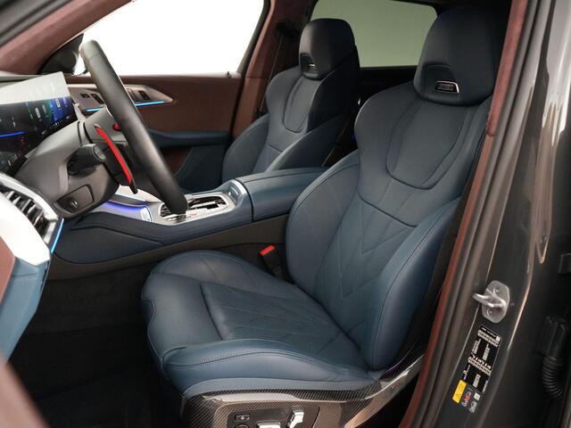 BMW XM PHEV 30 kWh |M-sport|Carbon pakket|Concaver wheels|sportuitlaat|achterasbesturing|soft-close|Harman & Kardon|iconic glow|HUD|massage|memory|360 camera|Apple Carplay|