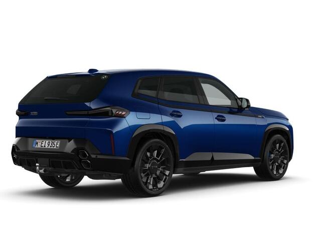 BMW XM 50e | Bowers & Wilkins | Driving Assistant Professional | Trekhaak