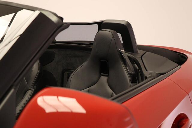 BMW Z4 Roadster sDrive20i High Executive | M SPORT EXT. | SFEERVERLICHTING | DRAADLOZE LADER | DAB | APPLE | 19"