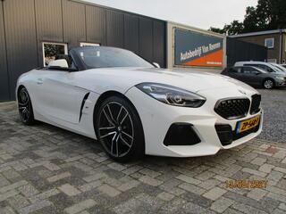 bmw-z4-roadster-sdrive20i-hi.-ex.-e