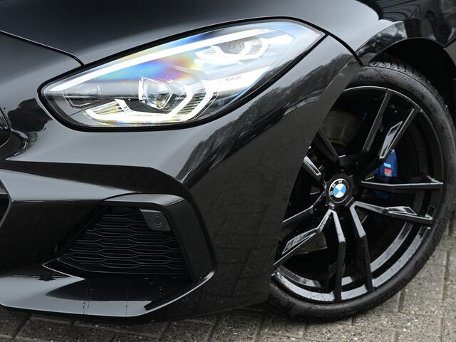 BMW Z4 Roadster sDrive30i · M-Sport 259pk · Sportbrake · Alarm system · Sport Seats · Comfort Access · Adaptive Led · Driving Assistant · Head-Up · Dab+ · Harman/kardon · M Sport Suspension · Ambient Light