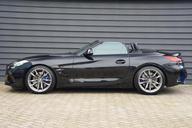 BMW Z4 Roadster M40i High Executive - 340 PK - M SPORT PLUS - LEDER - CAMERA - HEAD UP - CARPLAY -