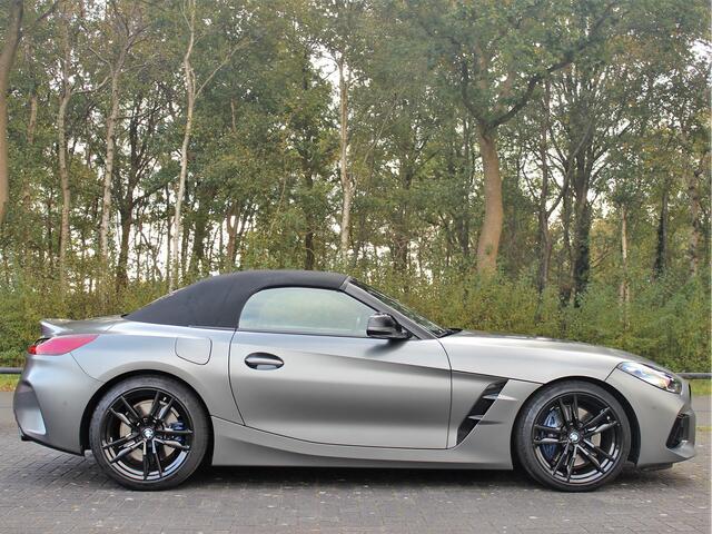 BMW Z4 G29 Roadster M40i First Edition Frozen Grey Metallic