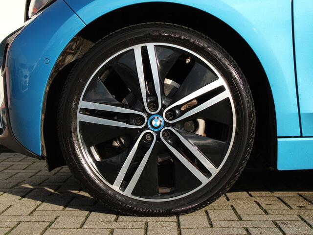 BMW i3 Basis 94Ah 33 kWh PANODAK | LEDER | NL AUTO