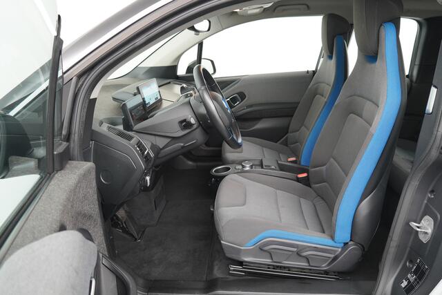 BMW i3 BWJ 2021 170 PK Basis 120Ah 42 kWh STOELVERW. / 20 INCH LMV / CAMERA / VIRTUAL COCKPIT / CLIMA / BLUETOOTH / NAVI / PDC