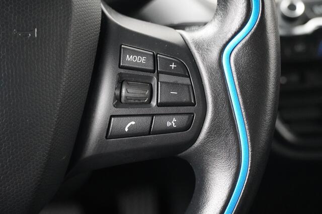 BMW i3 BWJ 2021 170 PK Basis 120Ah 42 kWh STOELVERW. / 20 INCH LMV / CAMERA / VIRTUAL COCKPIT / CLIMA / BLUETOOTH / NAVI / PDC