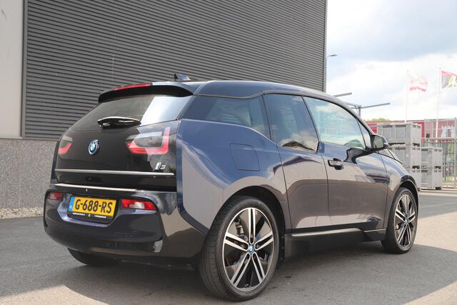 BMW i3 Executive 120Ah 42 kWh /Lodge/Carplay/W-pomp/Camera/20"/3-Fase