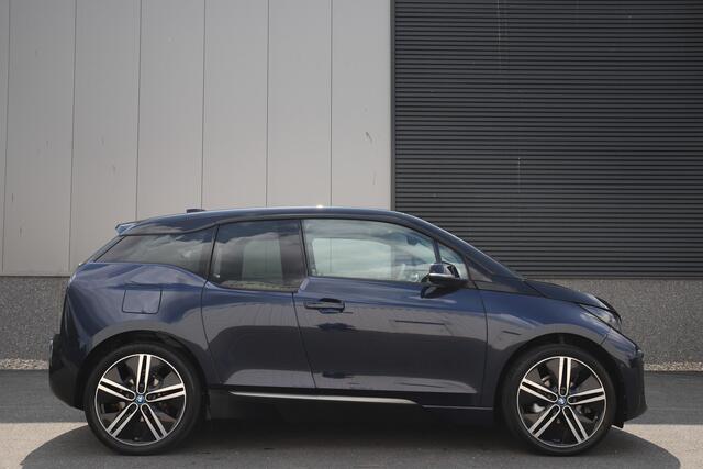 BMW i3 Executive 120Ah 42 kWh /Lodge/Carplay/W-pomp/Camera/20"/3-Fase