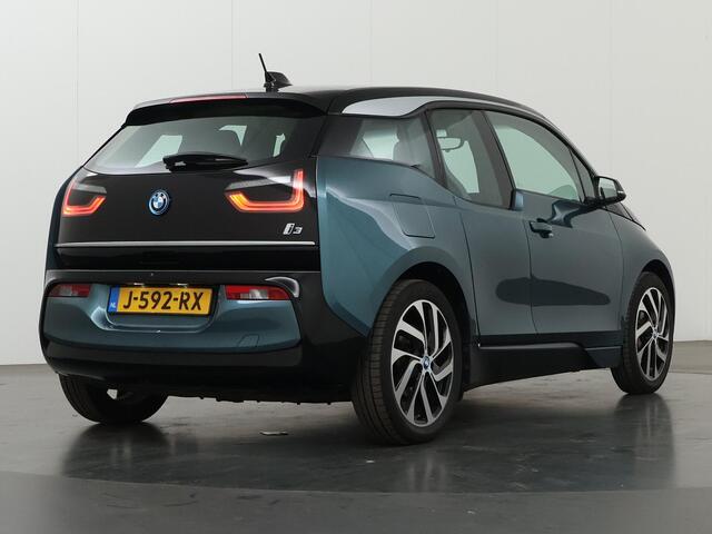 BMW i3 Executive Edition 120Ah 42 kWh | Navigatiesysteem | Parkeercamera | Stoelverwarming | Cruise Control