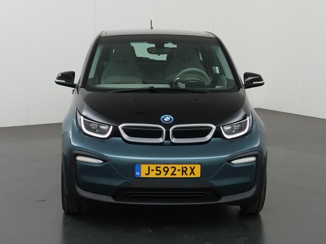 BMW i3 Executive Edition 120Ah 42 kWh | Navigatiesysteem | Parkeercamera | Stoelverwarming | Cruise Control