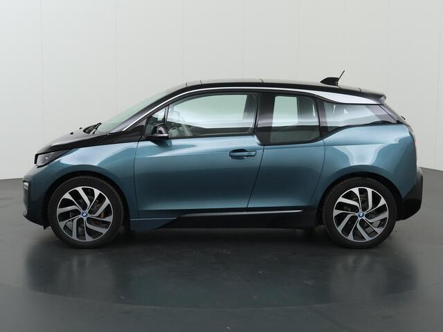 BMW i3 Executive Edition 120Ah 42 kWh | Navigatiesysteem | Parkeercamera | Stoelverwarming | Cruise Control