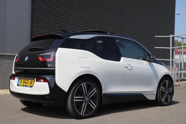 BMW i3 Executive 120Ah 42 kWh/Sunroof/Adaptive/Camera/W-pomp/20"/3-fase