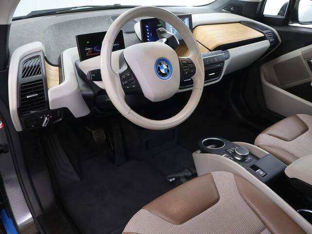 BMW i3 Executive Edition 120Ah 42 kWh | Panoramadak | Cruise Control Adaptief | Navigatie | Parkeercamera |