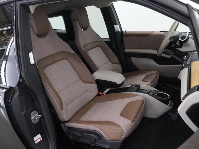 BMW i3 Executive Edition 120Ah 42 kWh | Panoramadak | Cruise Control Adaptief | Navigatie | Parkeercamera |