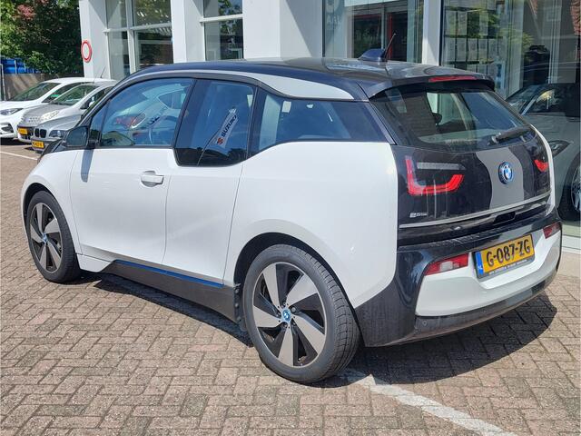 BMW i3 BASIS 120AH 42 KWH Warmtepomp | Cruise | Navigatie
