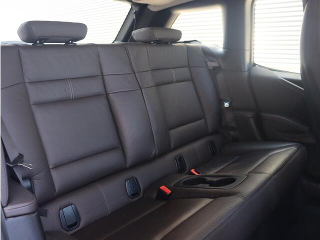 BMW i3 S 120Ah | Roadstyle | Driving Assistant Plus | Panodak | Camera | Apple Carplay | Navi Prof. | Comfort Acces | 20'' LMV
