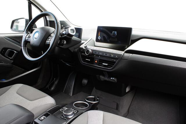 BMW i3 Basis 94Ah 33 kWh Panoramadak/ Harman-Kardon/ Prof. navigatie/ Pdc/ Full led/ Stoelverwarming