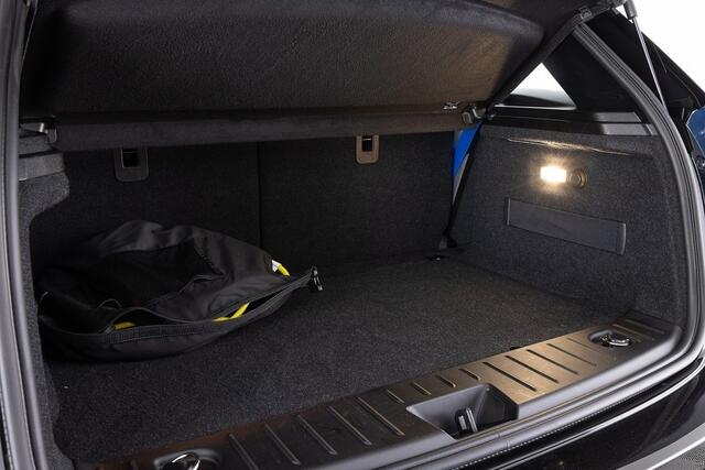 BMW i3 Advance 120Ah 42 kWh | Full LED | NAVI | ECC | VELGEN
