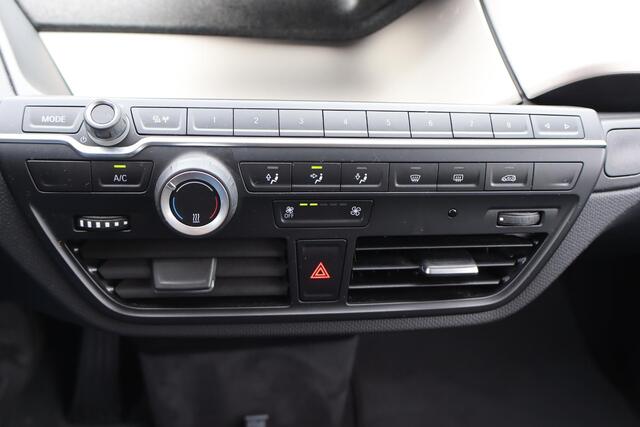 BMW i3 Basis 120Ah 42 kWh 94% SOH, Airco, Lichtmetalen wielen, Elektrische ramen