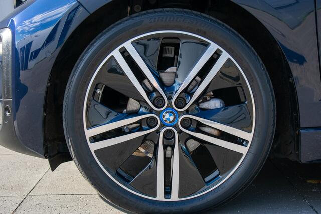 BMW i3 Basis 120Ah 42 kWh -Navi-Stoelverw-20"-