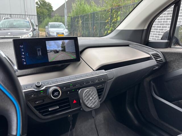 BMW i3 Dark Shadow Edition 120Ah 42 kWh / Camera / Navigatie / 20'' / Stoelverwarming / DAB / LED / Cruise Control
