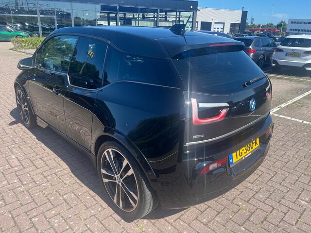 BMW i3 S iPerformance 94Ah 33 kWh / Panoramadak / Camera / Leder / 20'' / Keyless / Navigatie / DAB / ACC / Stoelverwarming