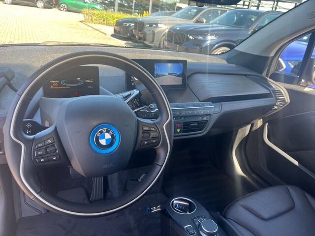 BMW i3 S iPerformance 94Ah 33 kWh / Panoramadak / Camera / Leder / 20'' / Keyless / Navigatie / DAB / ACC / Stoelverwarming